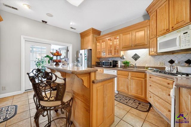 903 Tucker, Macon, GA 31210