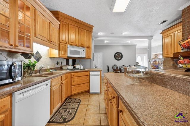 903 Tucker, Macon, GA 31210