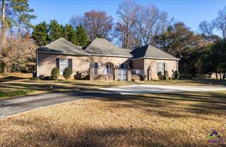 903 Tucker, Macon, GA 31210