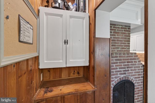 1018 VALLEYBROOK RD, Garnet Valley, PA 19060