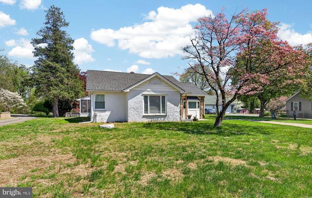 1018 VALLEYBROOK RD, Garnet Valley, PA 19060