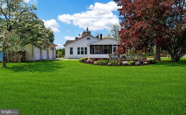 1018 VALLEYBROOK RD, Garnet Valley, PA 19060