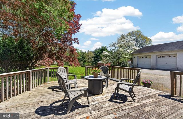 1018 VALLEYBROOK RD, Garnet Valley, PA 19060