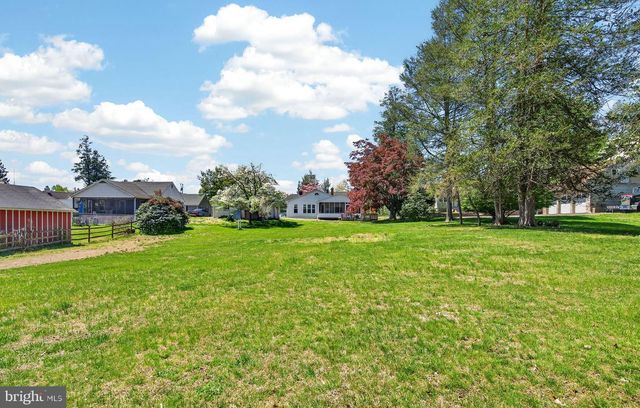 1018 VALLEYBROOK RD, Garnet Valley, PA 19060