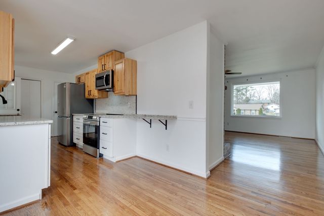 924 Denise Dr, Old Hickory, TN 37138