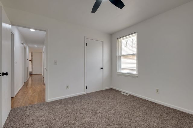 924 Denise Dr, Old Hickory, TN 37138