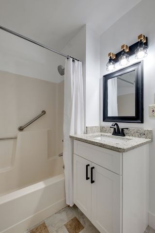 924 Denise Dr, Old Hickory, TN 37138