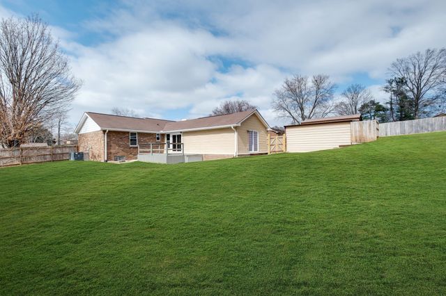 924 Denise Dr, Old Hickory, TN 37138