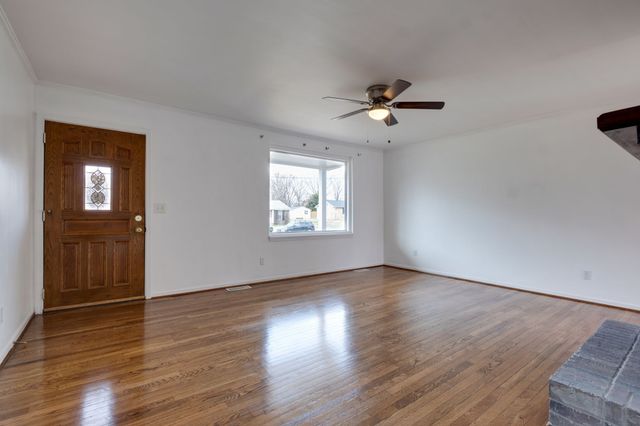 924 Denise Dr, Old Hickory, TN 37138