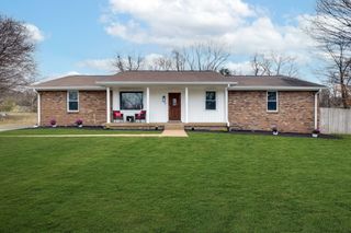 924 Denise Dr, Old Hickory, TN 37138