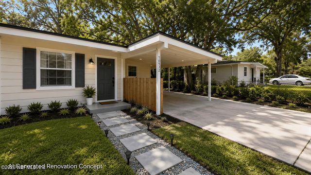 10482 PINEHURST Drive, Jacksonville, FL 32218