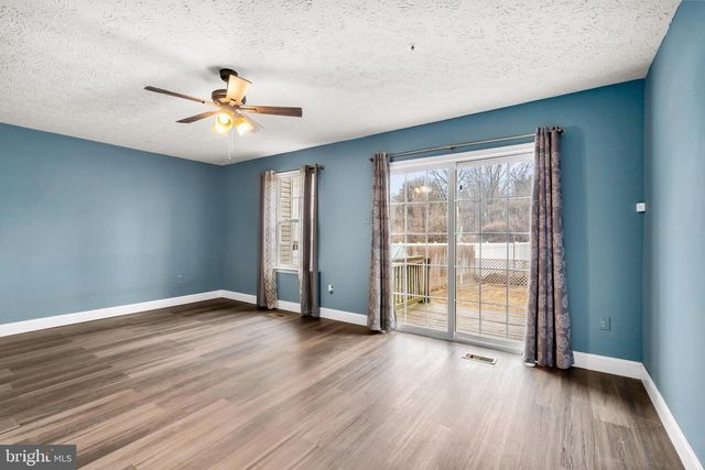 261 DOUGLAS ST, Elkton, MD 21921