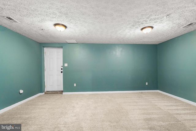 261 DOUGLAS ST, Elkton, MD 21921