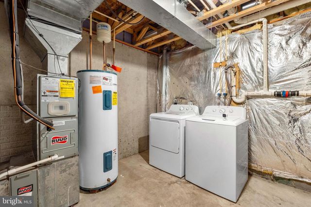 261 DOUGLAS ST, Elkton, MD 21921