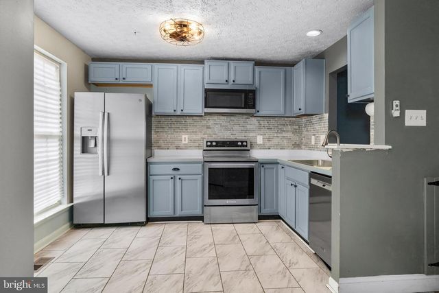 261 DOUGLAS ST, Elkton, MD 21921