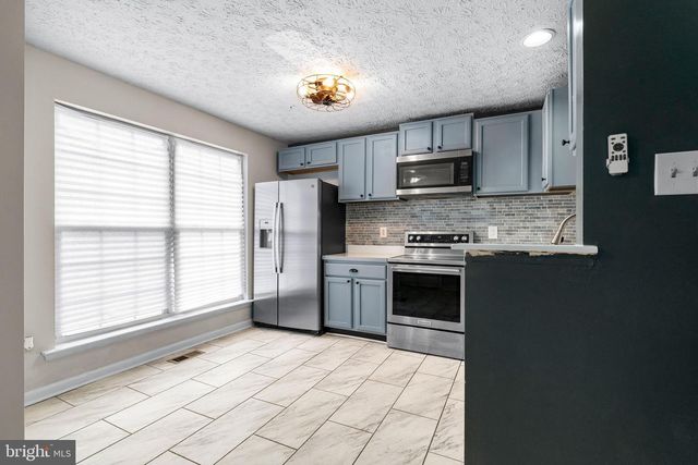 261 DOUGLAS ST, Elkton, MD 21921