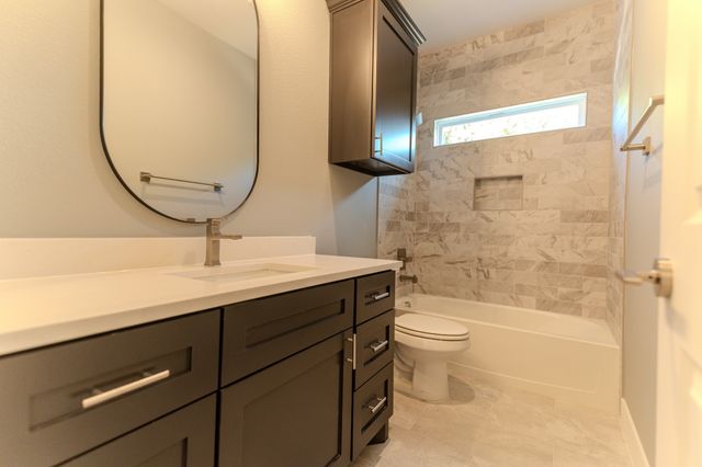 4910 Terlingua Drive, Granbury, TX 76048