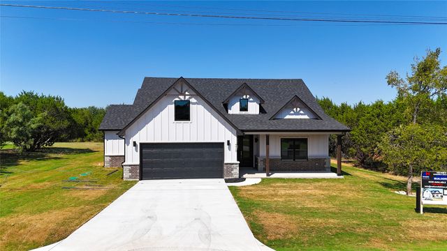 4910 Terlingua Drive, Granbury, TX 76048