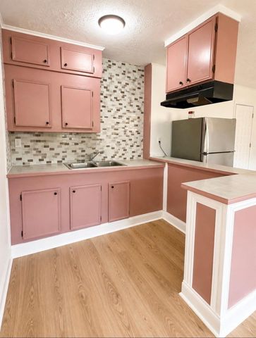 5526 Stonewall Street C, Houston, TX 77020