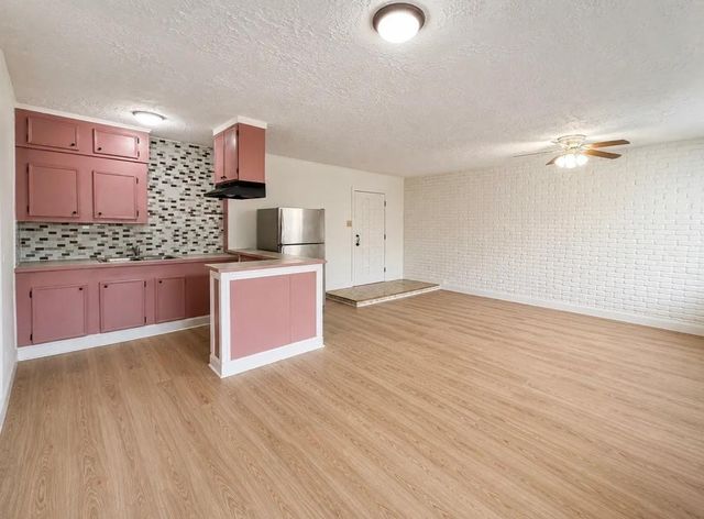 5526 Stonewall Street C, Houston, TX 77020