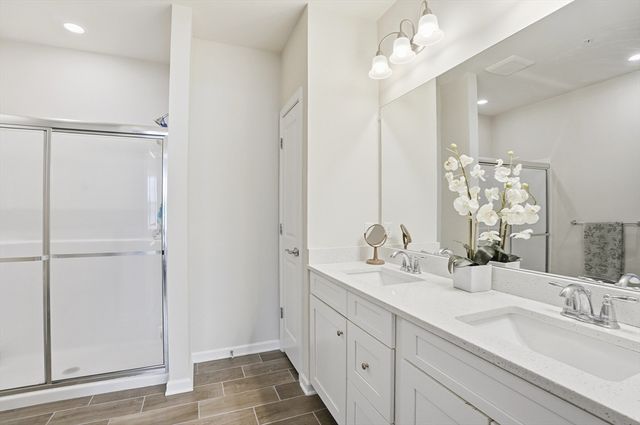 2306 Talbot Wy 2306, Westborough, MA 01581
