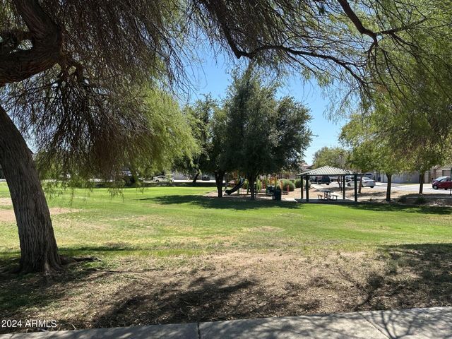 11813 W CHARTER OAK Road, El Mirage, AZ 85335