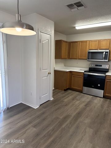 11813 W CHARTER OAK Road, El Mirage, AZ 85335