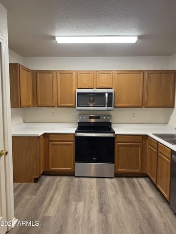 11813 W CHARTER OAK Road, El Mirage, AZ 85335