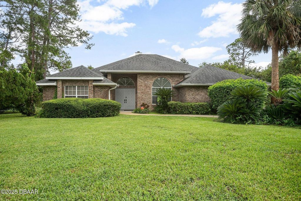127 Muirfield Drive, Daytona Beach, FL 32114