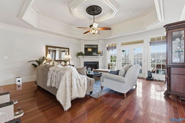 62 Lake Forest Blvd, Huntsville, AL 35824