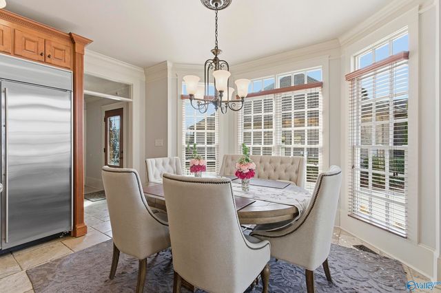 62 Lake Forest Blvd, Huntsville, AL 35824