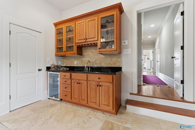 62 Lake Forest Blvd, Huntsville, AL 35824