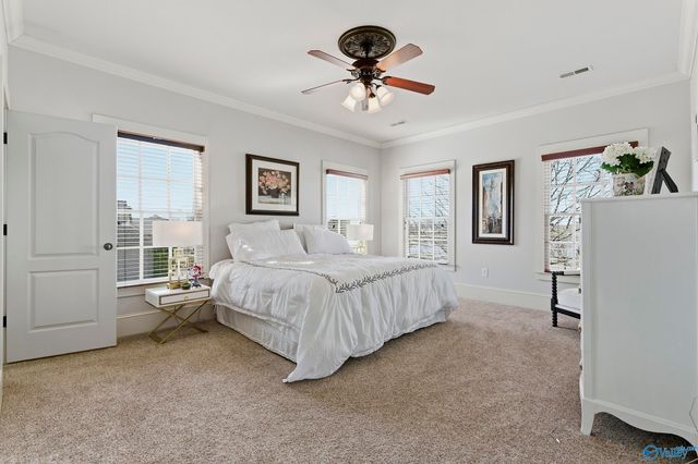 62 Lake Forest Blvd, Huntsville, AL 35824