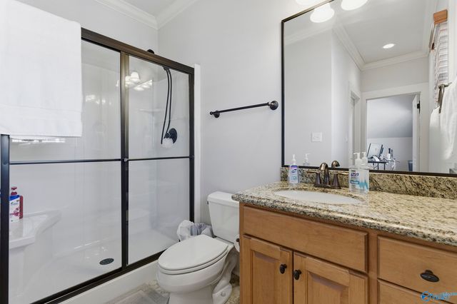 62 Lake Forest Blvd, Huntsville, AL 35824