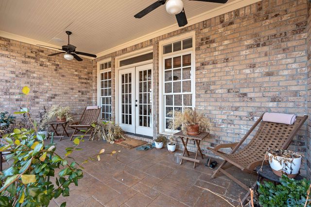 62 Lake Forest Blvd, Huntsville, AL 35824