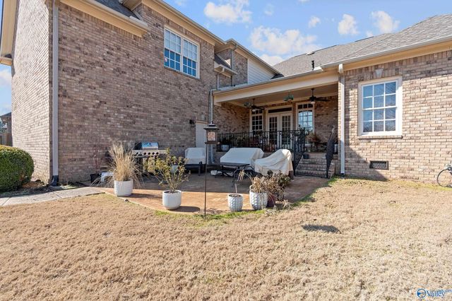 62 Lake Forest Blvd, Huntsville, AL 35824