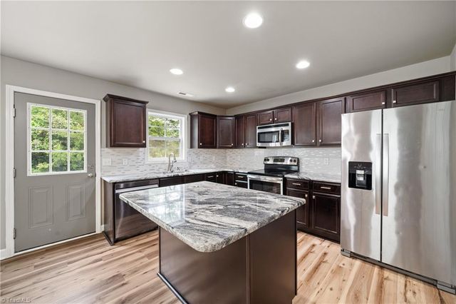 223 N Wentworth Drive, Mocksville, NC 27028