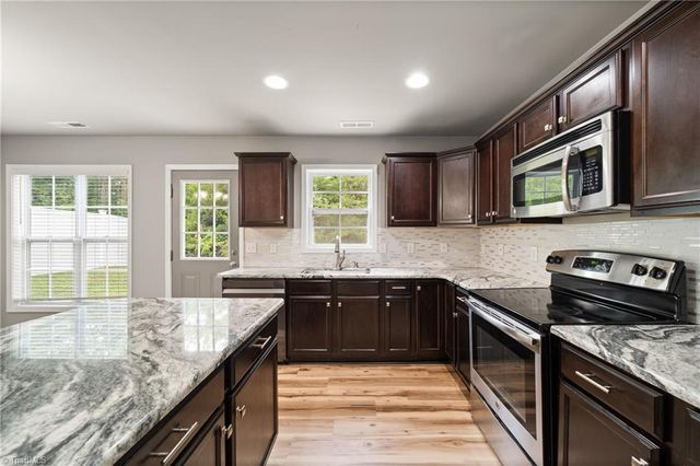 223 N Wentworth Drive, Mocksville, NC 27028