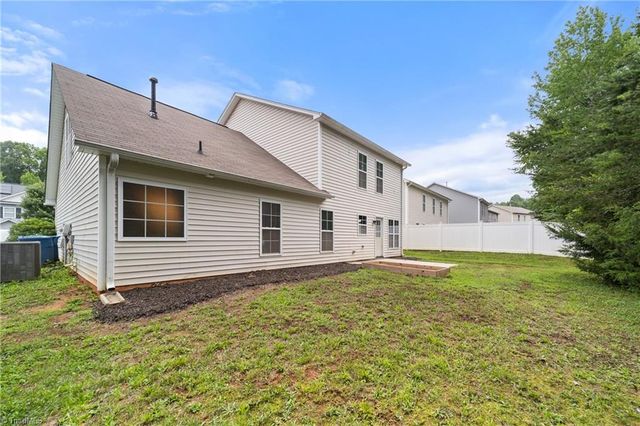 223 N Wentworth Drive, Mocksville, NC 27028