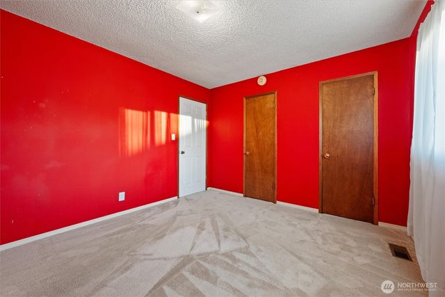 2208 W Spruce, Moses Lake, WA 98837