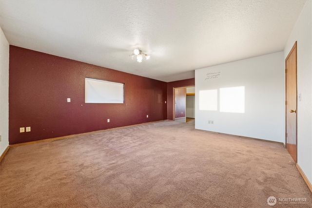2208 W Spruce, Moses Lake, WA 98837