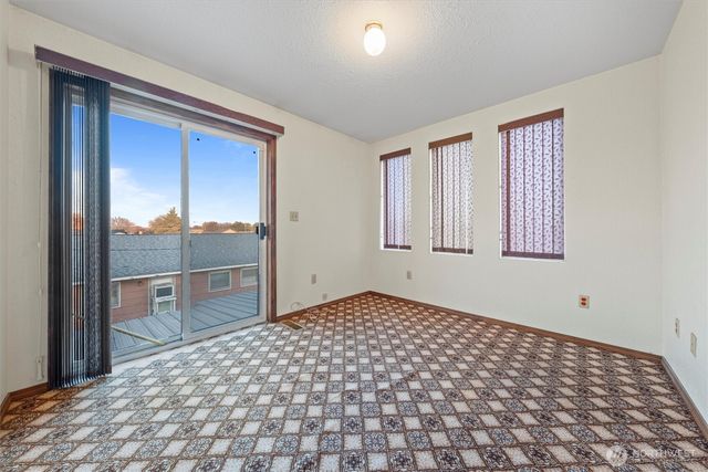 2208 W Spruce, Moses Lake, WA 98837