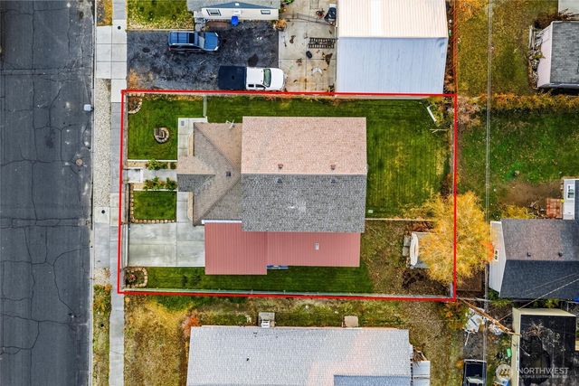 2208 W Spruce, Moses Lake, WA 98837