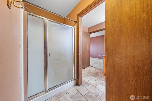 2208 W Spruce, Moses Lake, WA 98837