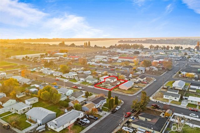 2208 W Spruce, Moses Lake, WA 98837