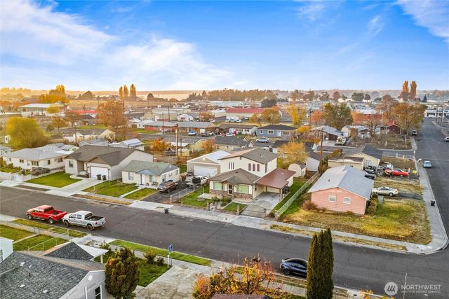 2208 W Spruce, Moses Lake, WA 98837