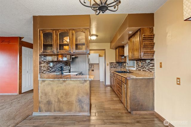 2208 W Spruce, Moses Lake, WA 98837