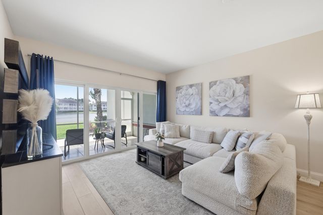 115 Cypress Point Drive, Palm Beach Gardens, FL 33418