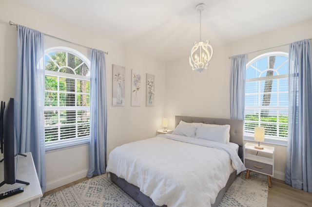 115 Cypress Point Drive, Palm Beach Gardens, FL 33418