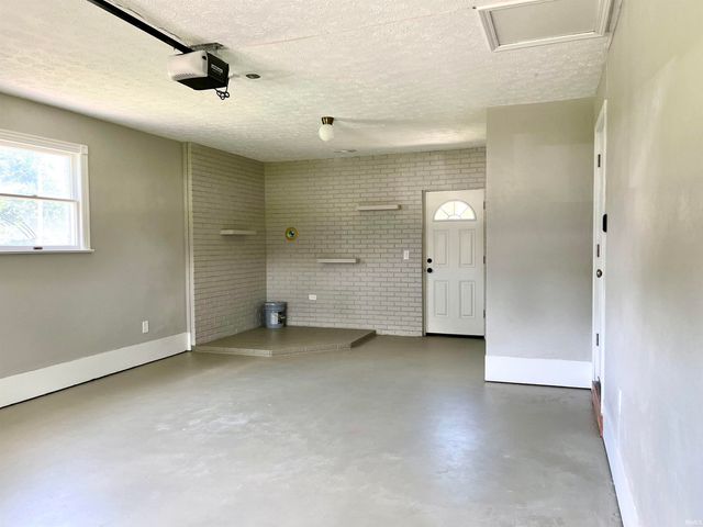 1348 W MAGNOLIA Street, Jasper, IN 47546